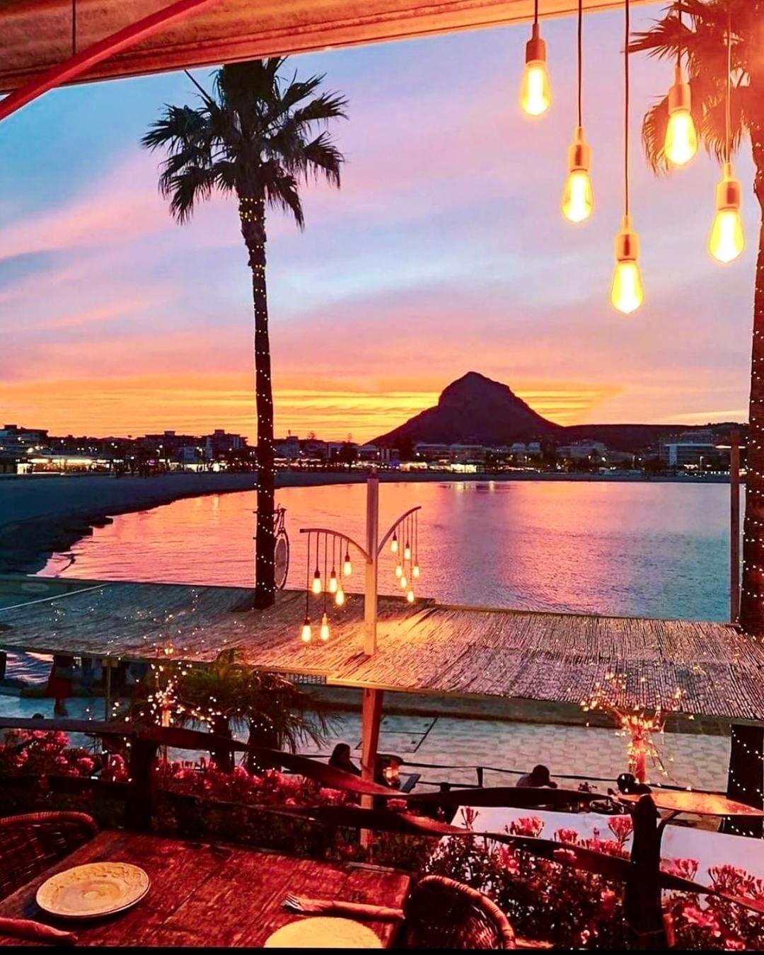 The Beach House Playa Del Arenal Javea - Pool And Garden Steps From The Beach Platja de Larenal Exteriör bild